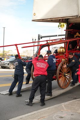 JFRD crews unload historic pumper