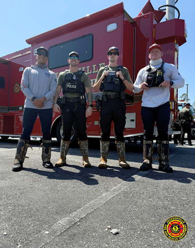 Photo of Search Team that found Missing Person